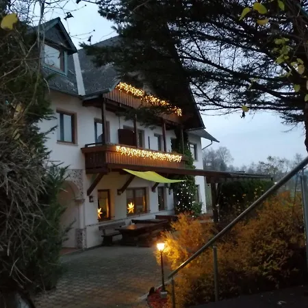 Arkadenhof 3*
