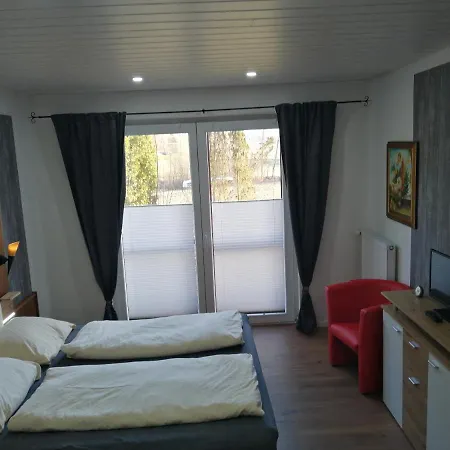 Arkadenhof לויפרסדורף ביי פורסטנפלד