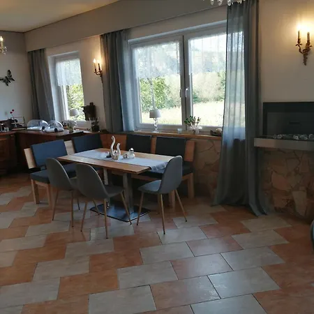 Arkadenhof 3*