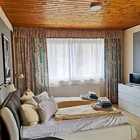 Bed & Breakfast Arkadenhof 3*
