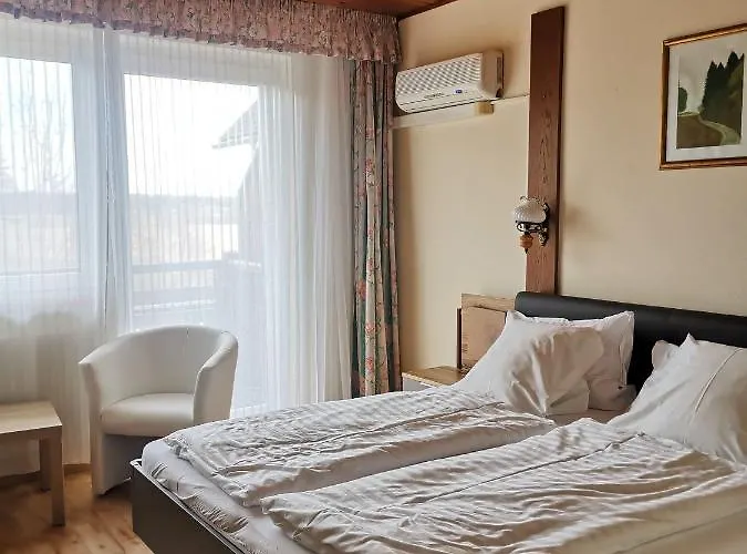 Arkadenhof Bed & Breakfast Loipersdorf bei Fuerstenfeld